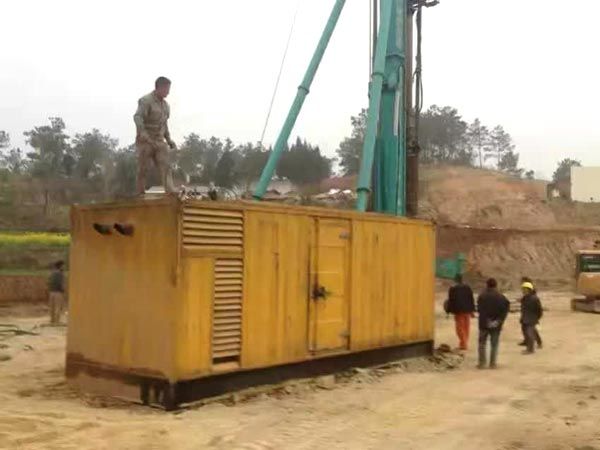 沙河口如何判断水冷式机油散热器密封件是否需要更换？